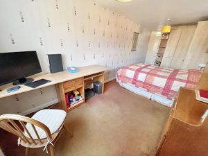 Bedroom- click for photo gallery